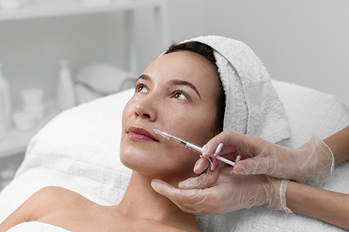 Procedimentos Injetáveis: Botox e Preenchedores